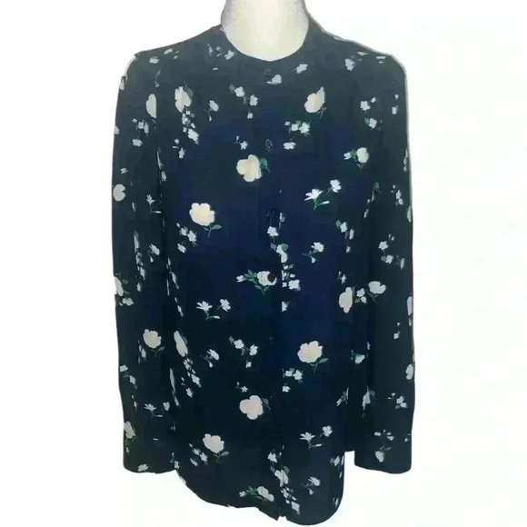 Banana Republic Women’s Drapery Classic Textured Floral Blouse - Picture 6 of 11